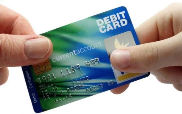 Thẻ ghi nợ (debit card)