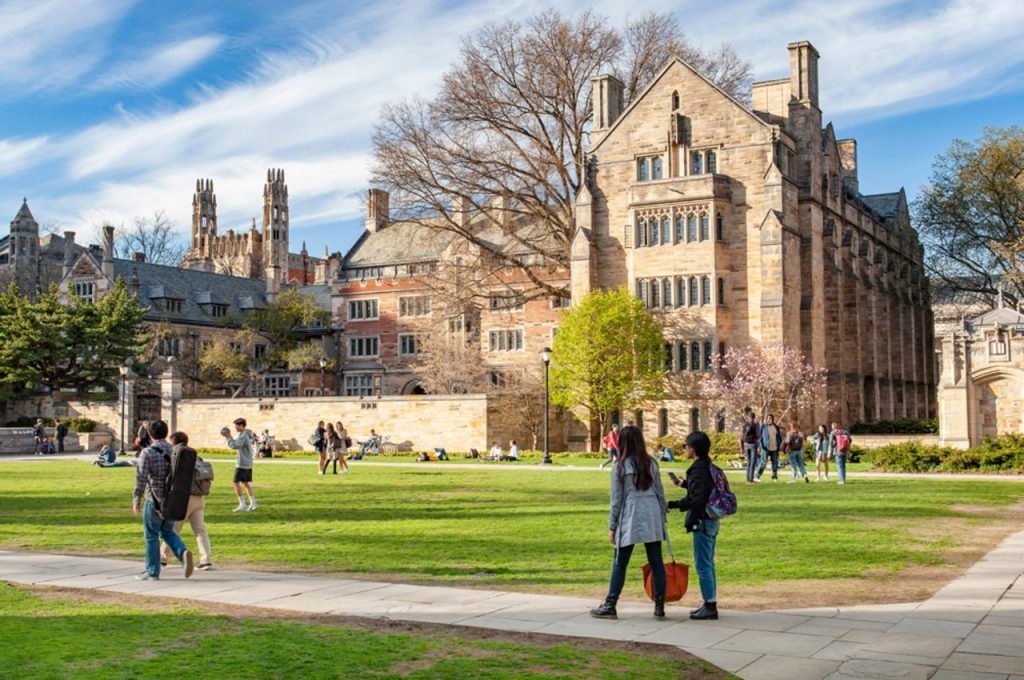 Trường đại học Yale chính là câu trả lời cho câu hỏi học EMBA ở đâu